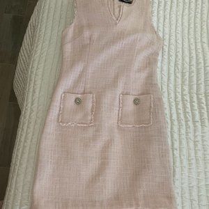 Karl Lagerfeld size 6 pink designer but dress resembles a Channel design.